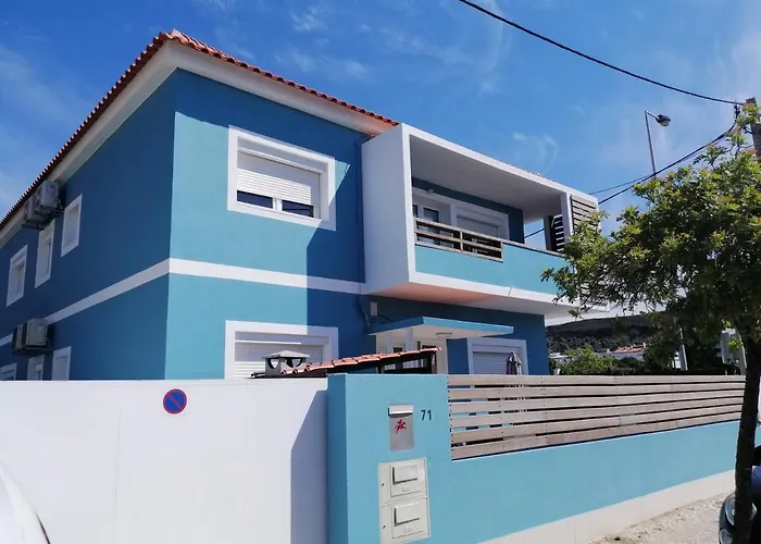 Lisbon Beach Apartments 1